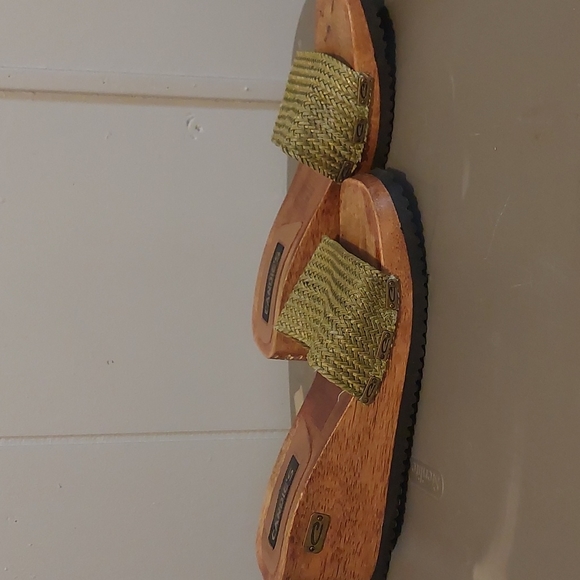 VINTAGE Candies wooden wedge Sandals - Picture 1 of 5